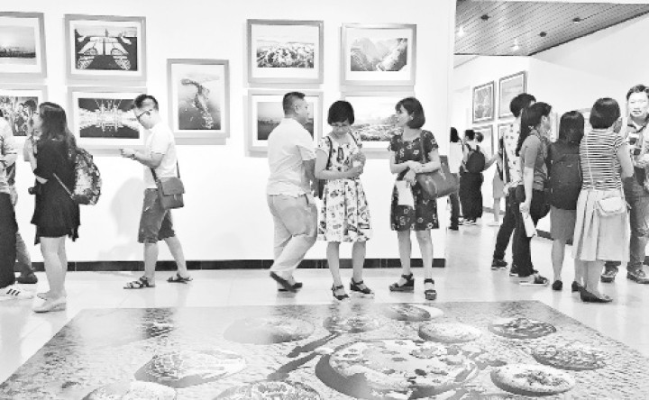 La photographie vietnamienne a de beaux jours devant elle - ảnh 1