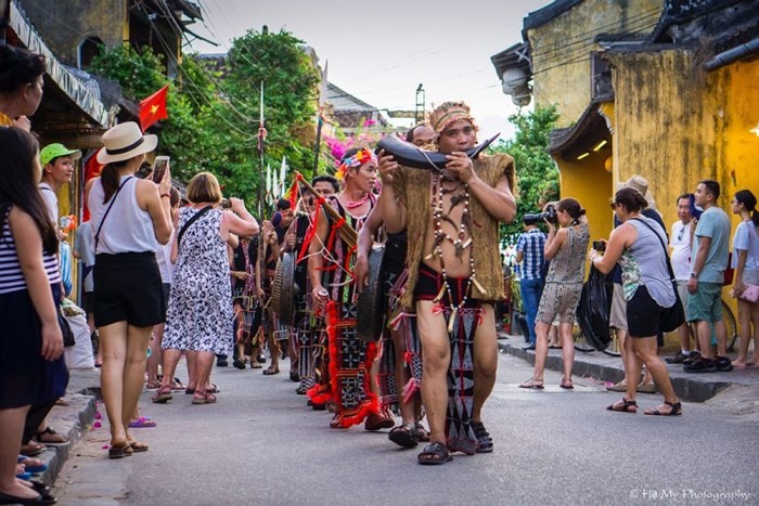 Fête culturelle des ethnies de la région du Centre 2018 - ảnh 1