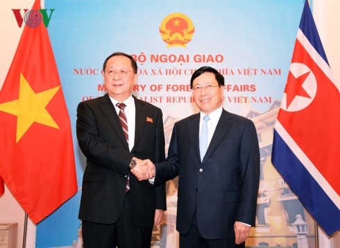 Entretien Pham Binh Minh-Ri Yong-ho - ảnh 1