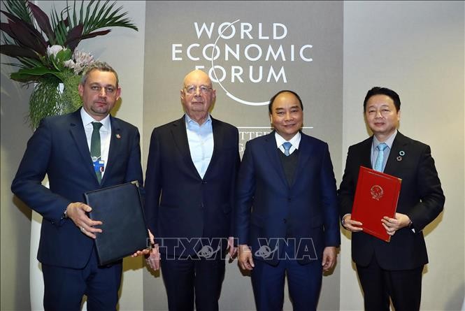 Rencontres de Nguyên Xuân Phuc en marge du WEF 2019 - ảnh 2