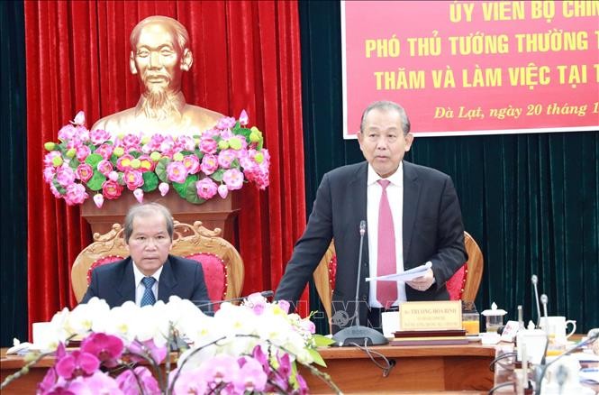 Truong Hoà Binh travaille avec les autorités de Lâm Dông - ảnh 1