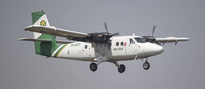 Accident d'avion au Népal: 21 corps retrouvés, un manquant - ảnh 1