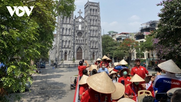 Le nombre de touristes à Hanoï a doublé en cinq mois - ảnh 1