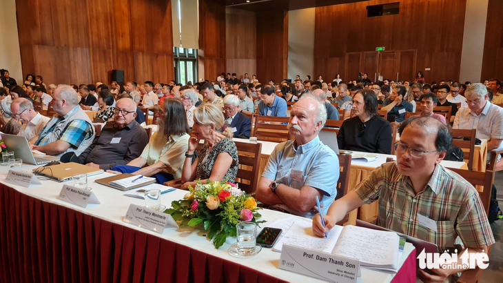 Quy Nhon: Conférence internationale “Les fenêtres s’ouvrent sur l’univers” - ảnh 1