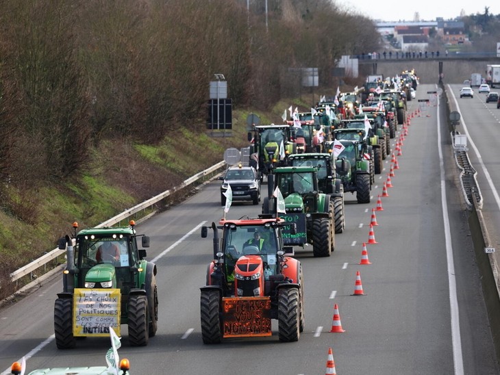 Colère des agriculteurs en France: l’objectif n’est pas de «pourrir la vie des Français», assure le président de la FNSEA Arnaud Rousseau - ảnh 1