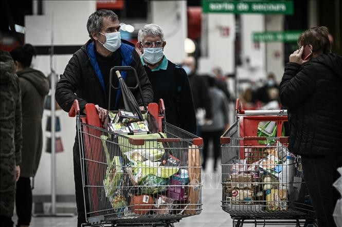 Révision à la baisse de la croissance en France pour 2024 - ảnh 1