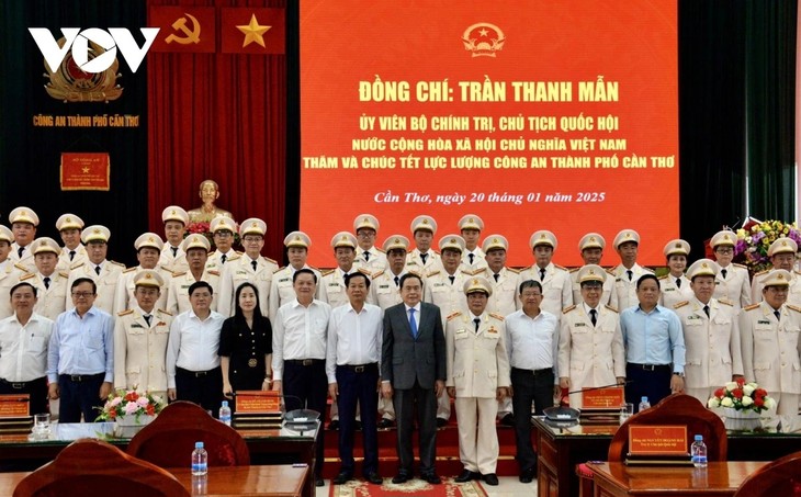 Têt: Trân Thanh Mân en déplacement à Cân Tho - ảnh 1