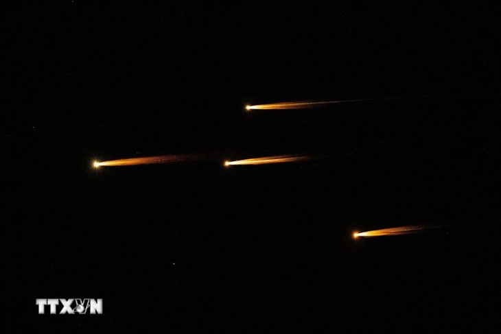 Donald Trump évoque une possible intervention au Moyen-Orient - ảnh 1