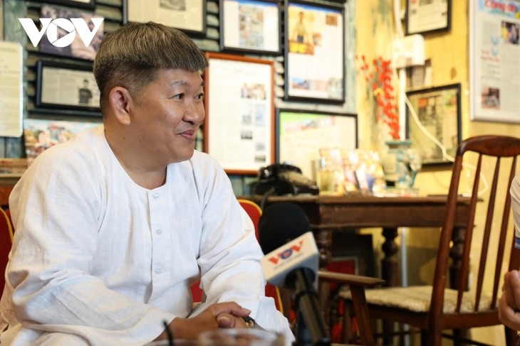 Dans les coulisses de la mémoire: la fabuleuse collection de journaux anciens de Huynh Minh Hiêp - ảnh 1