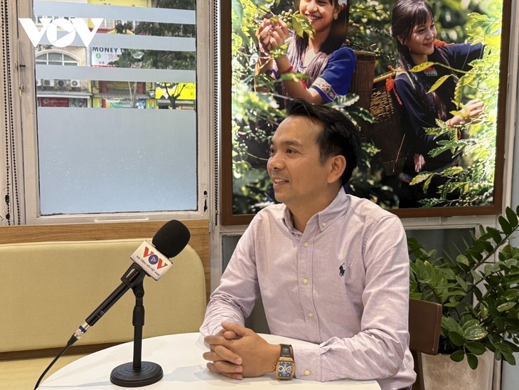 Réforme vietnamienne: la diaspora et les investisseurs saluent la simplification administrative - ảnh 1