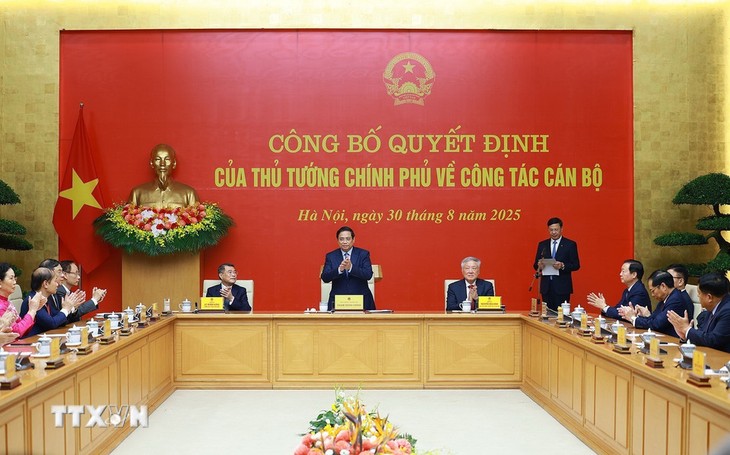 Lê Hoài Trung nommé ministre des Affaires étrangères par intérim - ảnh 1