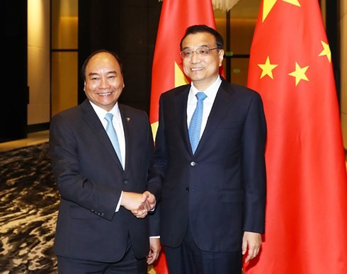 Vietnamese, Chinese PMs meet in Manila - ảnh 1