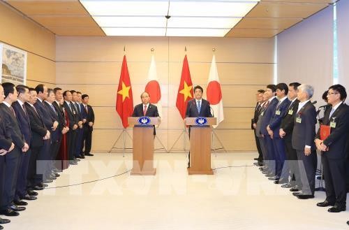 Japanese media cover talks between Vietnamese, Japanese PMs - ảnh 1