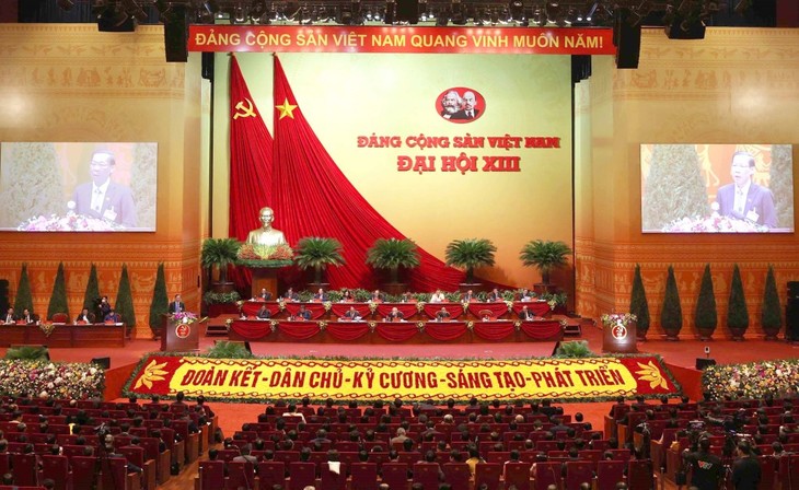 Vietnamese people expect outstanding leadership of new Party Central Committee  - ảnh 1