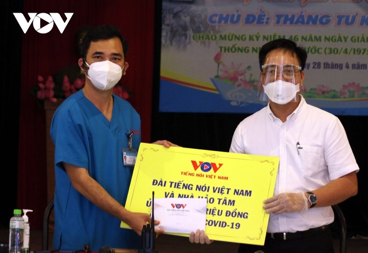 Covid-19 : VOV accompagne les forces en première ligne  - ảnh 1