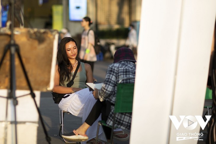 Le retour des touristes étrangers à Hanoi - ảnh 2