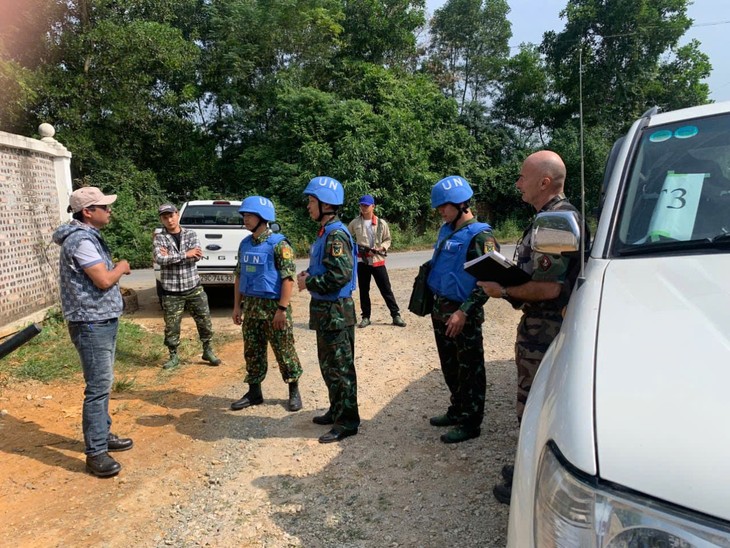 Dans les coulisses des missions de maintien de la paix: un lieutenant-colonel français au service du Vietnam - ảnh 5