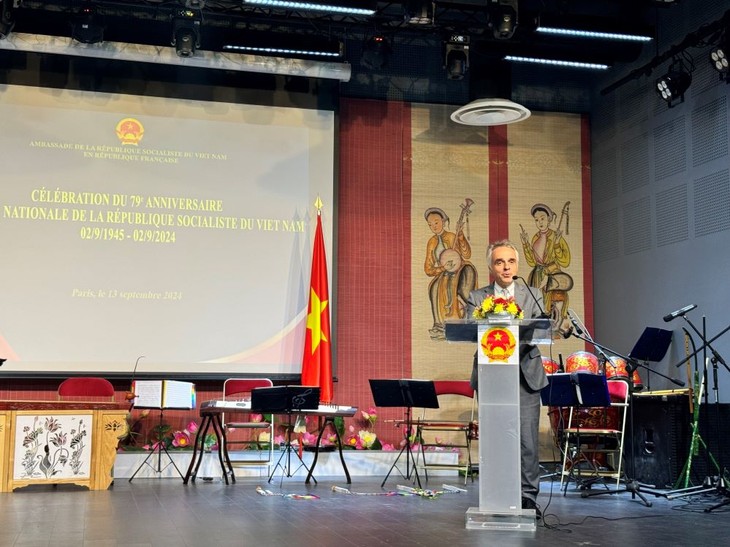 Le Vietnam célèbre sa Fête nationale à Paris  - ảnh 2