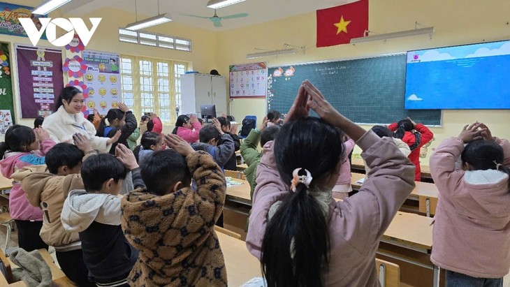 Froid glacial: les écoles de montagne s'adaptent pour protéger les élèves - ảnh 3