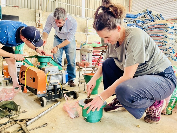 À Diên Biên, l’élevage change de visage - ảnh 5