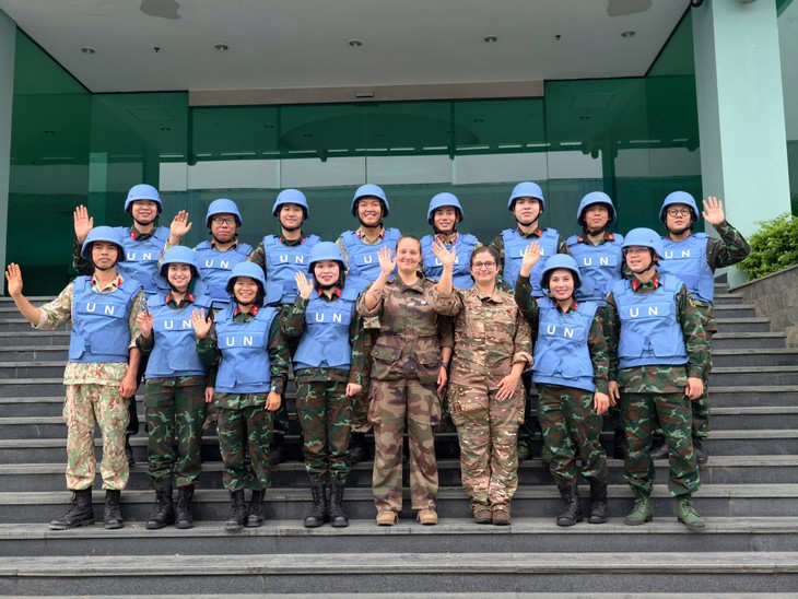 Opérations de maintien de la paix de l’ONU: quand la coopération franco-vietnamienne sauve des vies - ảnh 6