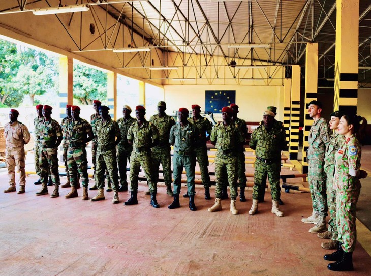 Vu Thi Liên: «Mon parcours est celui de la responsabilité, du partage et de la foi dans les valeurs durables de la paix” - ảnh 4