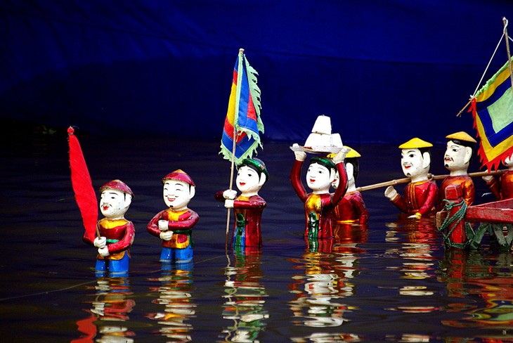 Water puppetry opens Vietnam tourism festival in Japan - ảnh 1