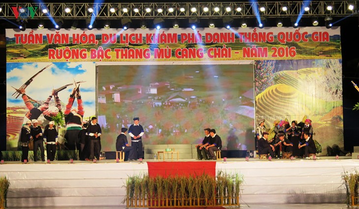 The Mu Cang Chai terraced field festival 2016 - ảnh 1