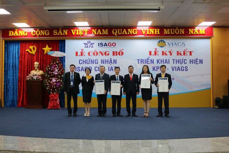 VIAGS receives IATA’s Safety Audit for Ground Operations certificate - ảnh 1