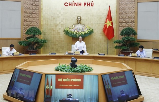 PM orders rapid resumption of socio-economic activities - ảnh 1