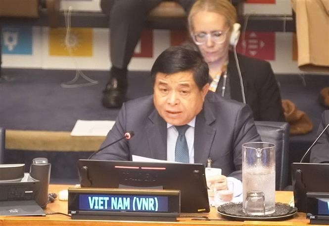 Vietnam attends high-level political forum on sustainable development - ảnh 1