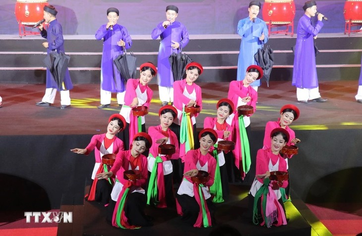 Bac Ninh’s Quan ho folk singing stays alive at school - ảnh 2