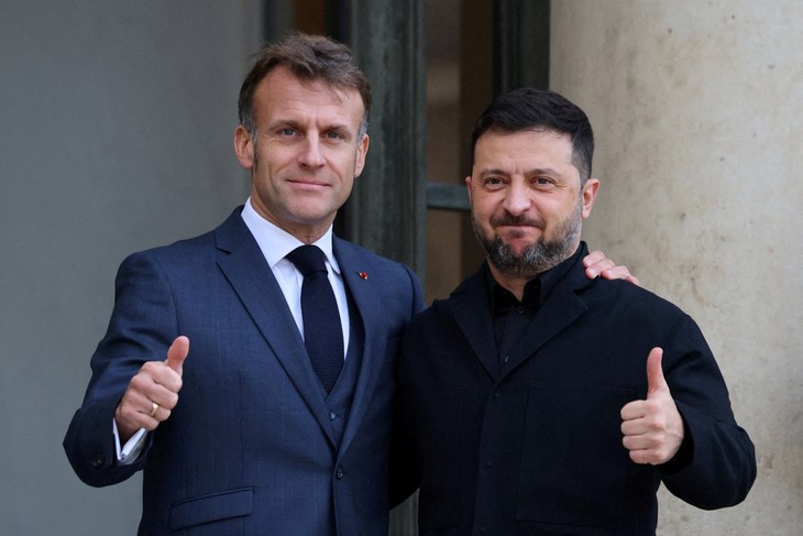 Ukraine to buy up to 100 French fighter jets - ảnh 1