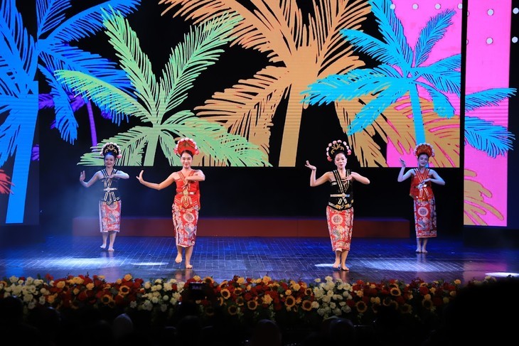 Kesan Silahturahmi Seni Budaya Vietnam-Indonesia - ảnh 4