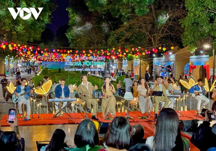 Festival Pariwisata Hanoi 2026: Menjelajahi Ibu Kota Melalui Pariwisata Hijau dan Pengalaman Digital - ảnh 1