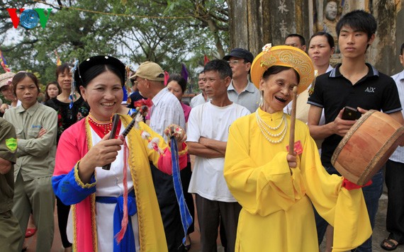 ງານບຸນຂ້າງູຢູ່ໝູ່ບ້ານ ເລ້ເມີດ - ảnh 11