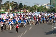 ບັນດາການເຄື່ອນໄຫວທີ່ Festival ທະເລຍາຈາງ 2013 - ảnh 1