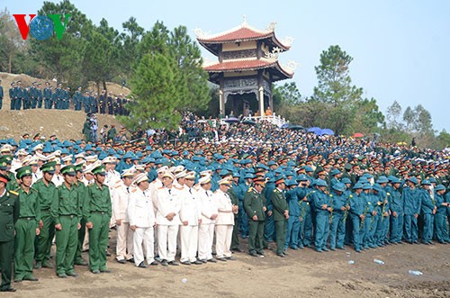 ງານສົບພົນເອກ ຫວໍ້ງວຽນຢາບ - ảnh 19