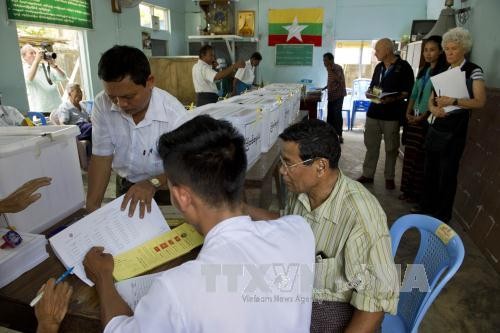 ມຽນມາກ້າວເຂົ້າສູ່ການເລືອກຕັ້ງຄັ້ງປະຫວັດສາດ - ảnh 1