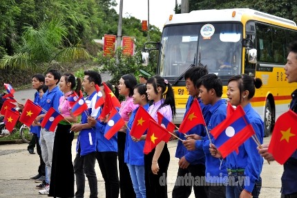 ໄວໜຸ່ມດ້ຽນບຽນ ແລະ ບັນດາແຂວງພາກເໜືອລາວເພີ່ມທະວີການຮ່ວມມື - ảnh 1