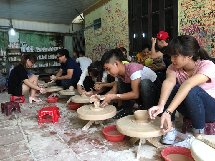 ບ້ານເຄື່ອງປັ້ນດິນເຜົາ ບ໋າດຈ່າງ - ảnh 8