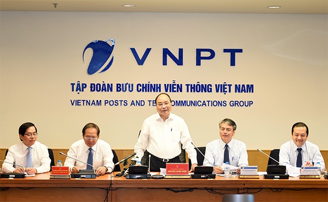 VNPT ກາຍເປັນຫົວໜ່ວຍແຖວໜ້າ ໃນຕະຫຼາດໂທລະຄົມມະນາຄົມຫວຽດນາມ - ảnh 1