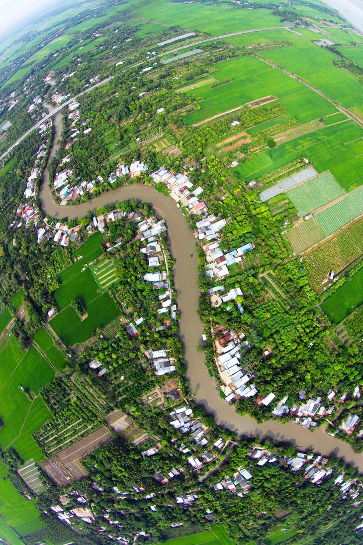 ບັນດາແມ່ນຳ້ຢູ່ຫວຽດນາມສັງເກດຈາກທາງໄກ - ảnh 12