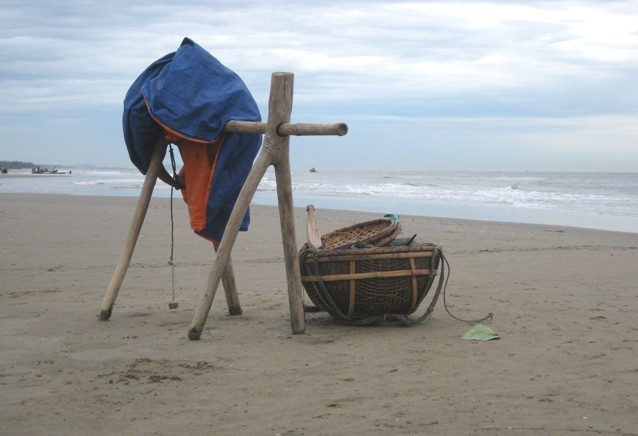 Das Alltagsleben der Fischer am Strand von Hai Hoa in der Provinz Thanh Hoa - ảnh 12