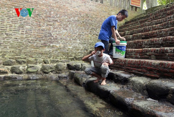 Der heilige Brunnen im Dorf Diem in der nordvietnamesischen Provinz Bac Ninh - ảnh 9