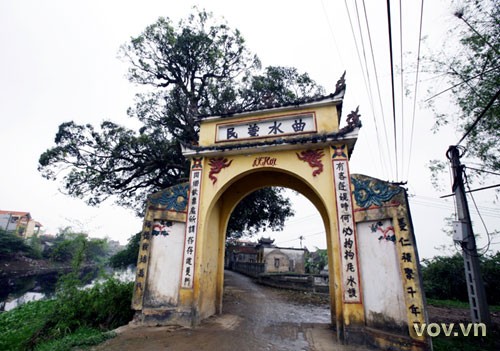 Das alte Dorf KhucThuy - ảnh 1