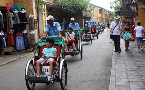 Am 25. Dezember begrüßt Vietnam den 10-millionsten Besucher  - ảnh 1