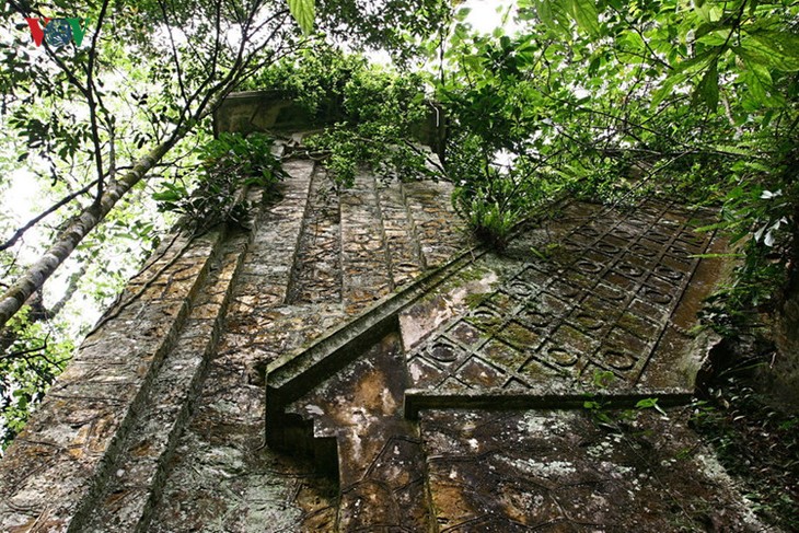 Die einzigartige Architektur der Kirchen im ganzen Land - ảnh 16