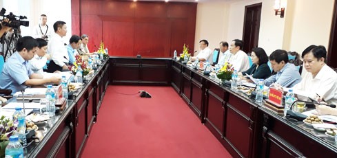 Durchbruch für landwirtschaftliche Restrukturierung und Neugestaltung der ländlichen Räumen schaffen - ảnh 1