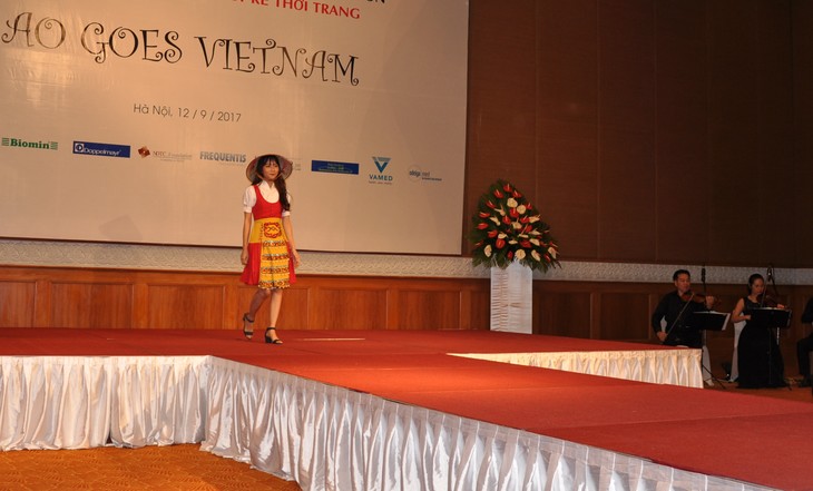 Das österreichische Dirndl im vietnamesischen Stil - ảnh 3